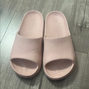 Zara Pink Slides with Minimalist Design